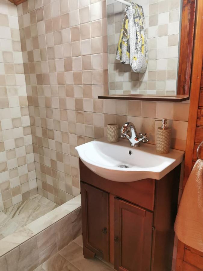 Casa BeaSarah. Villa Dubova Bagian luar foto